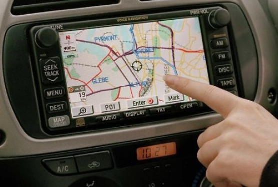Localizarea GPS a mașinilor încalcă dreptul la viață privată al angajaților